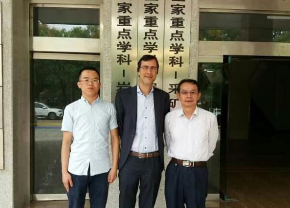 中南大学王秉：这个年轻的中南博士生开创了新学科