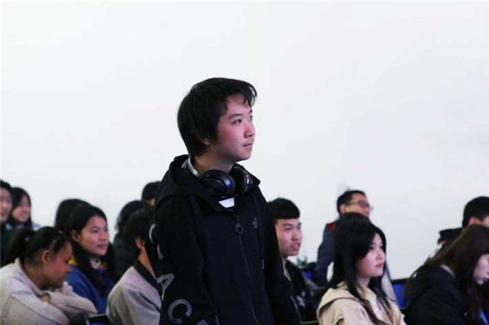 《老师来了》大咖进校园解密设计师成长之路